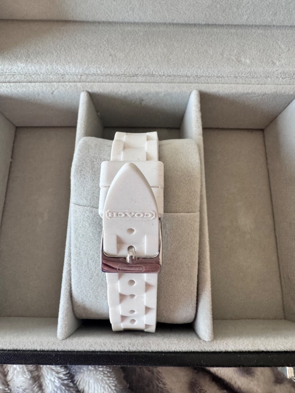 Coach Watch - Picture 2 of 2